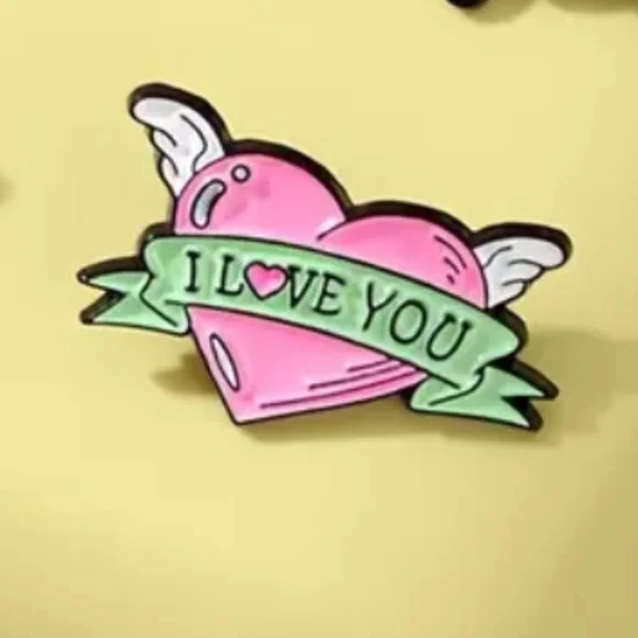 1$ Add On⭐ I Love You Heart W Wings Pin - Picture 1 of 2